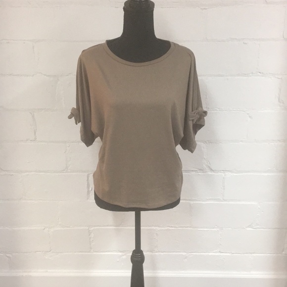Nordstrom Halogen Cold-Shoulder Tee - Petite - Picture 1 of 6